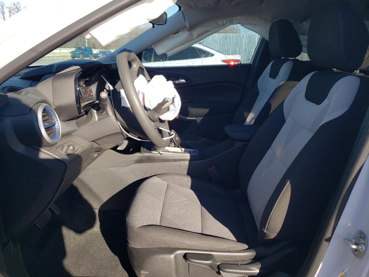 2024 Chevrolet Trax Ls - Фото 7