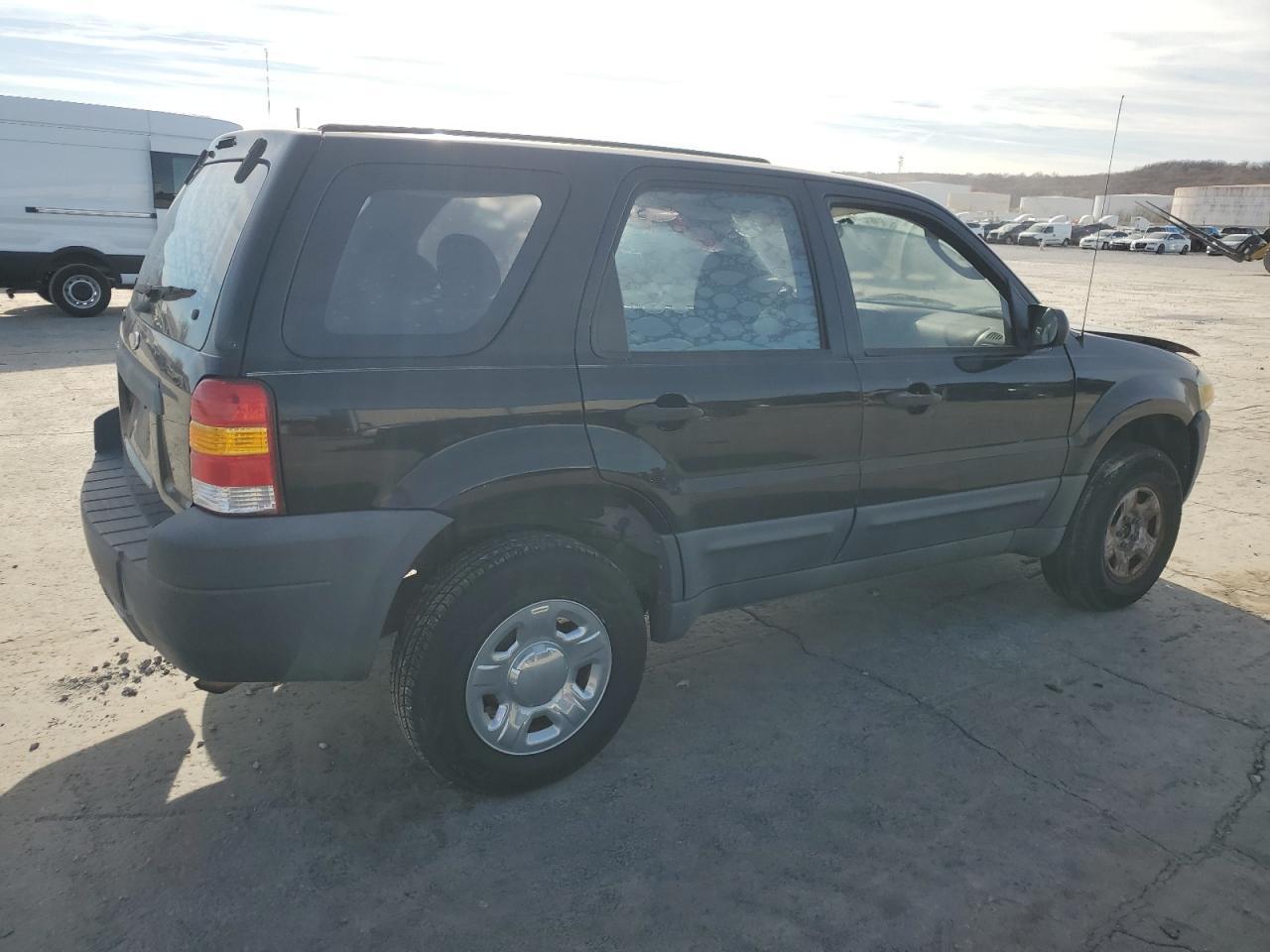 2006 Ford Escape Xls - Фото 3