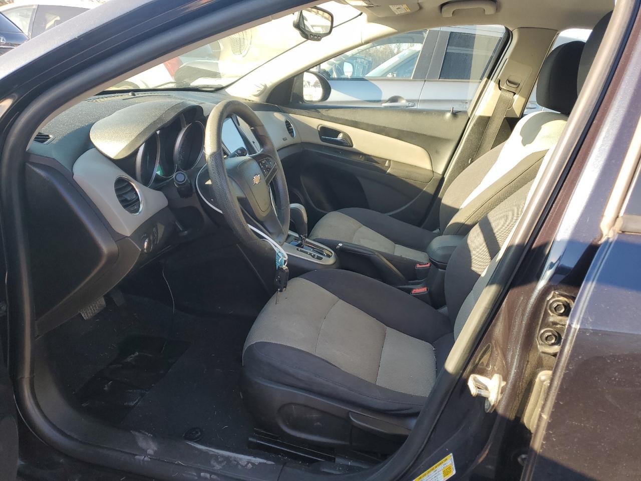 2015 Chevrolet Cruze Ls - Фото 7