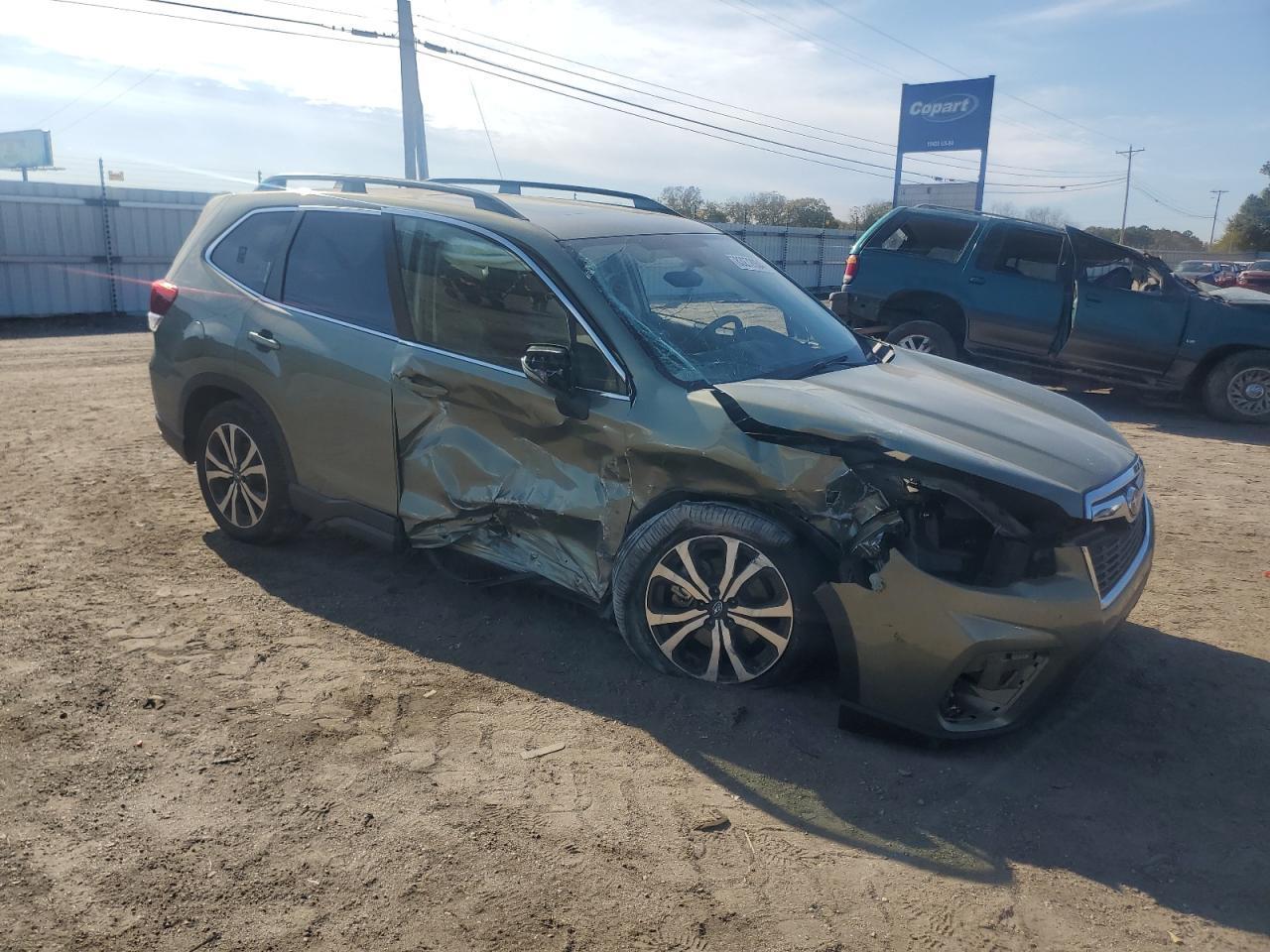 2019 Subaru Forester Limited - Фото 4