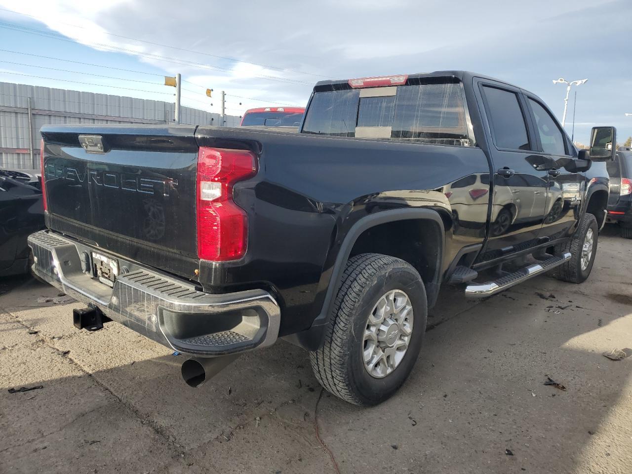 2020 Chevrolet 2500 - Фото 3