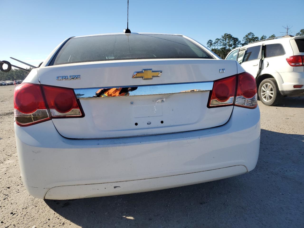 2015 Chevrolet Cruze Ls - Фото 6