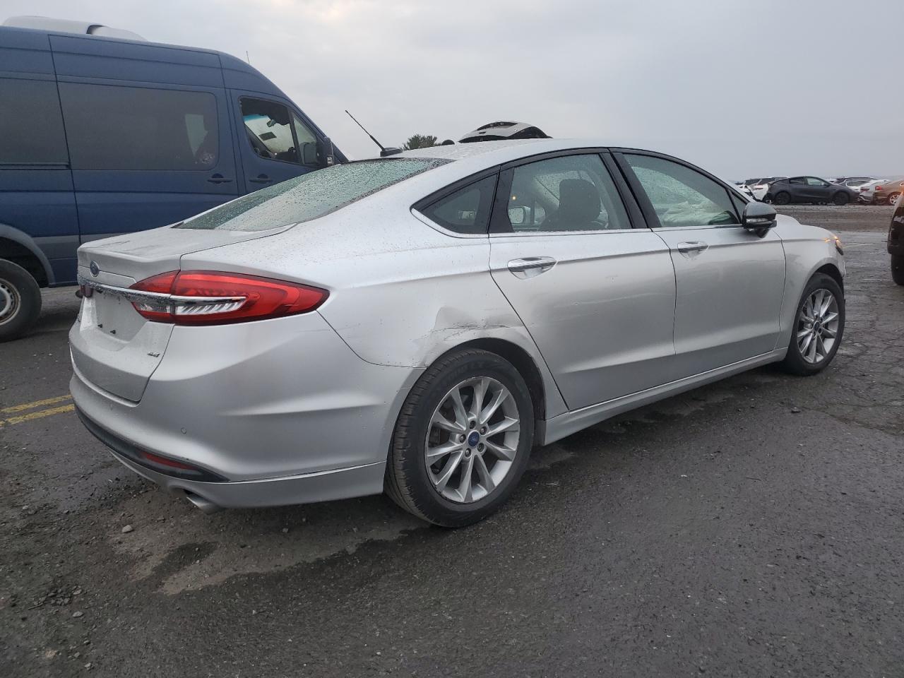 2017 Ford Fusion Se - Image 3