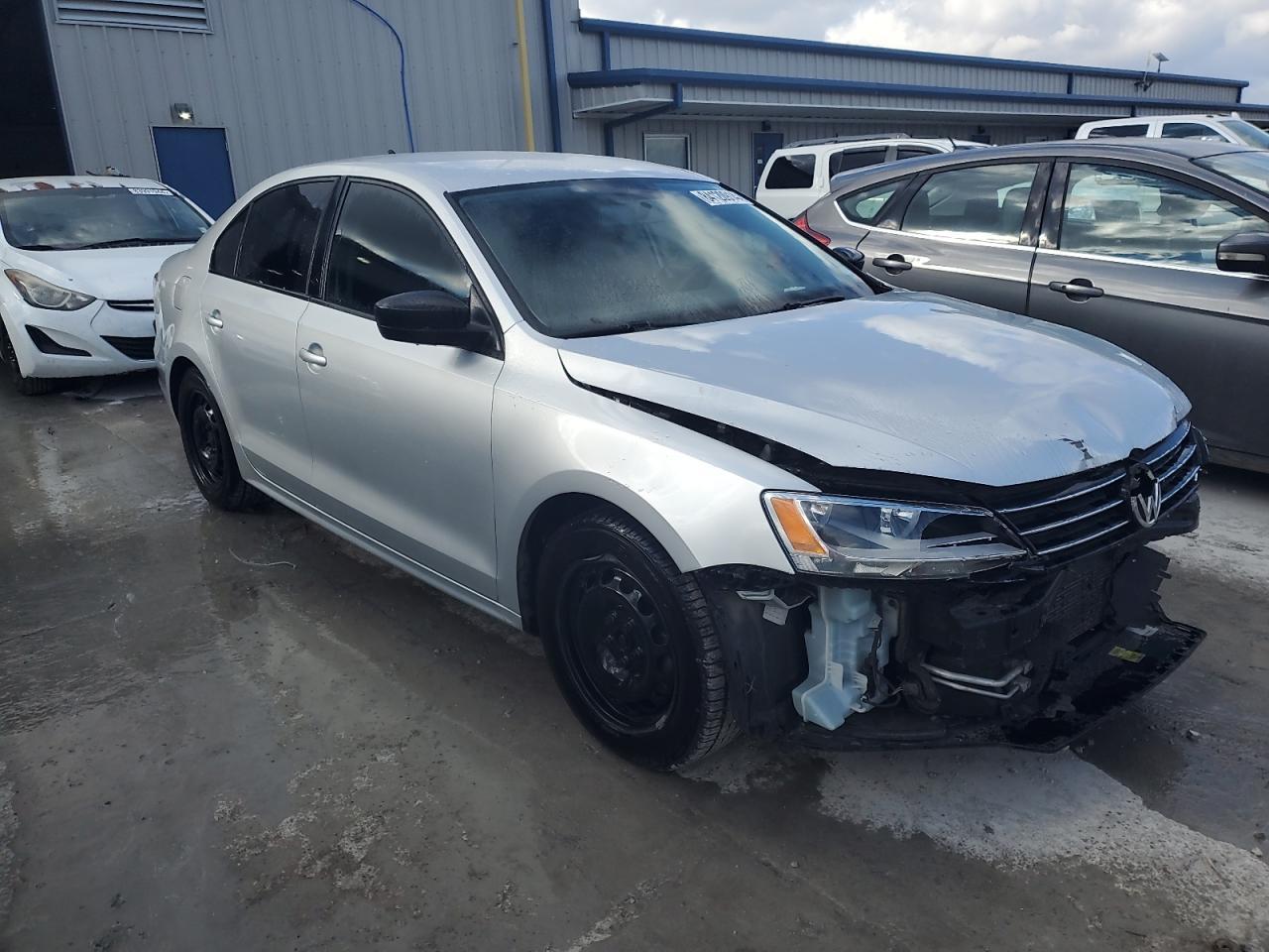 2016 Volkswagen Jetta S - Фото 4