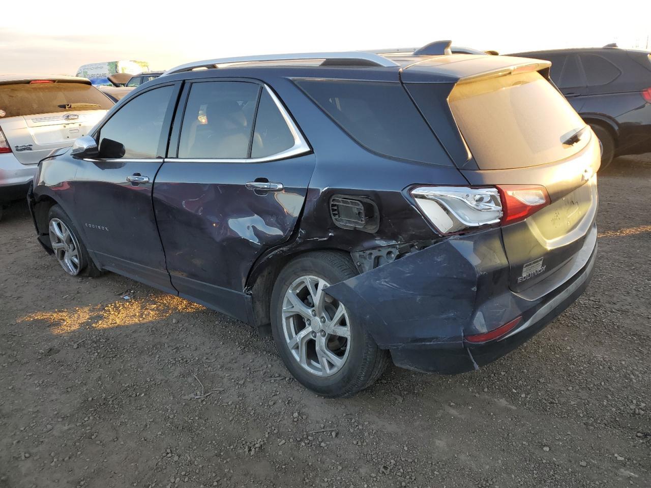 2018 Chevrolet Equinox Premier - Image 2