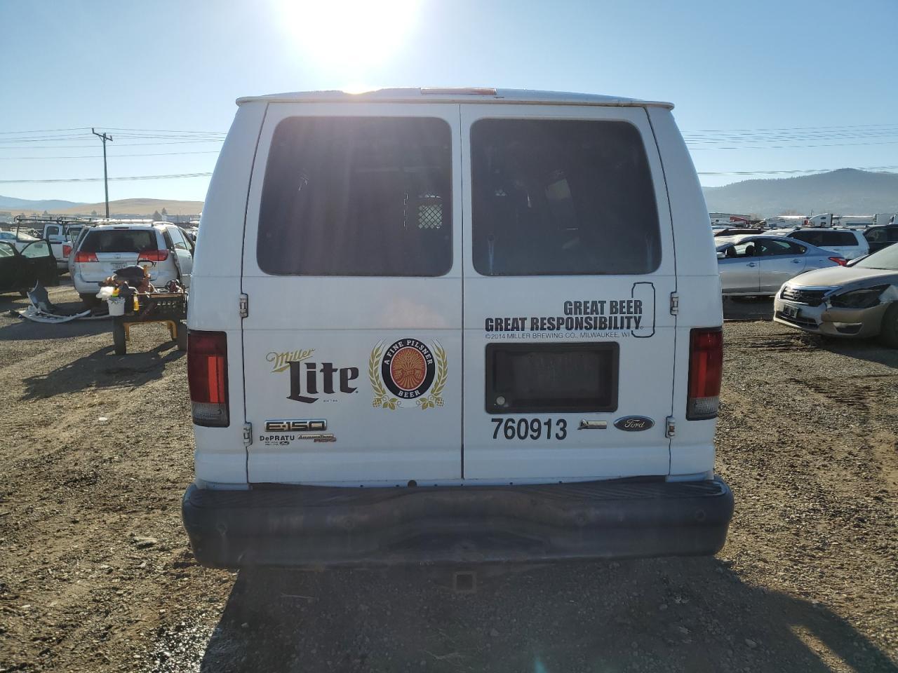 2013 Ford Econoline E150 Van - Фото 6