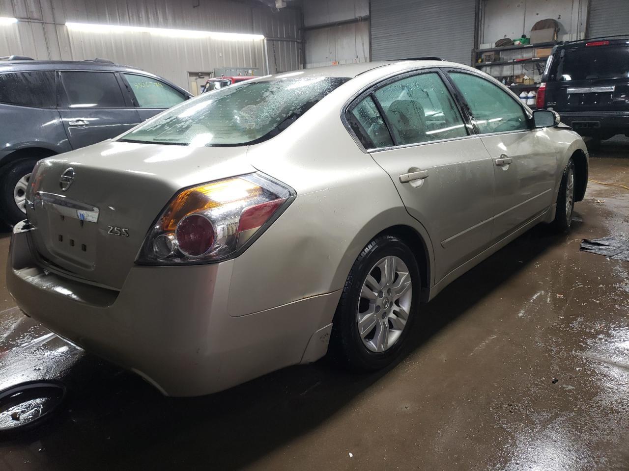 2010 Nissan Altima 2.5 - Image 3