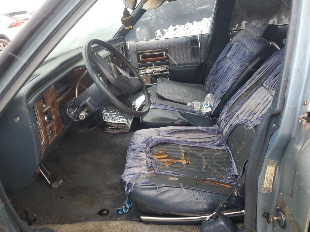 1989 Cadillac Brougham - Image 7