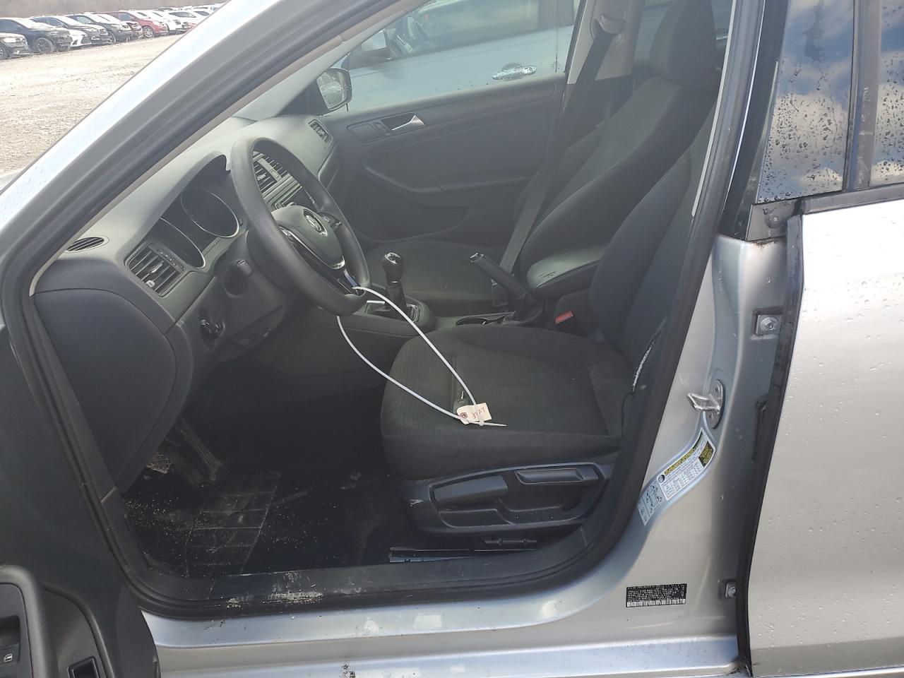 2016 Volkswagen Jetta S - Фото 7