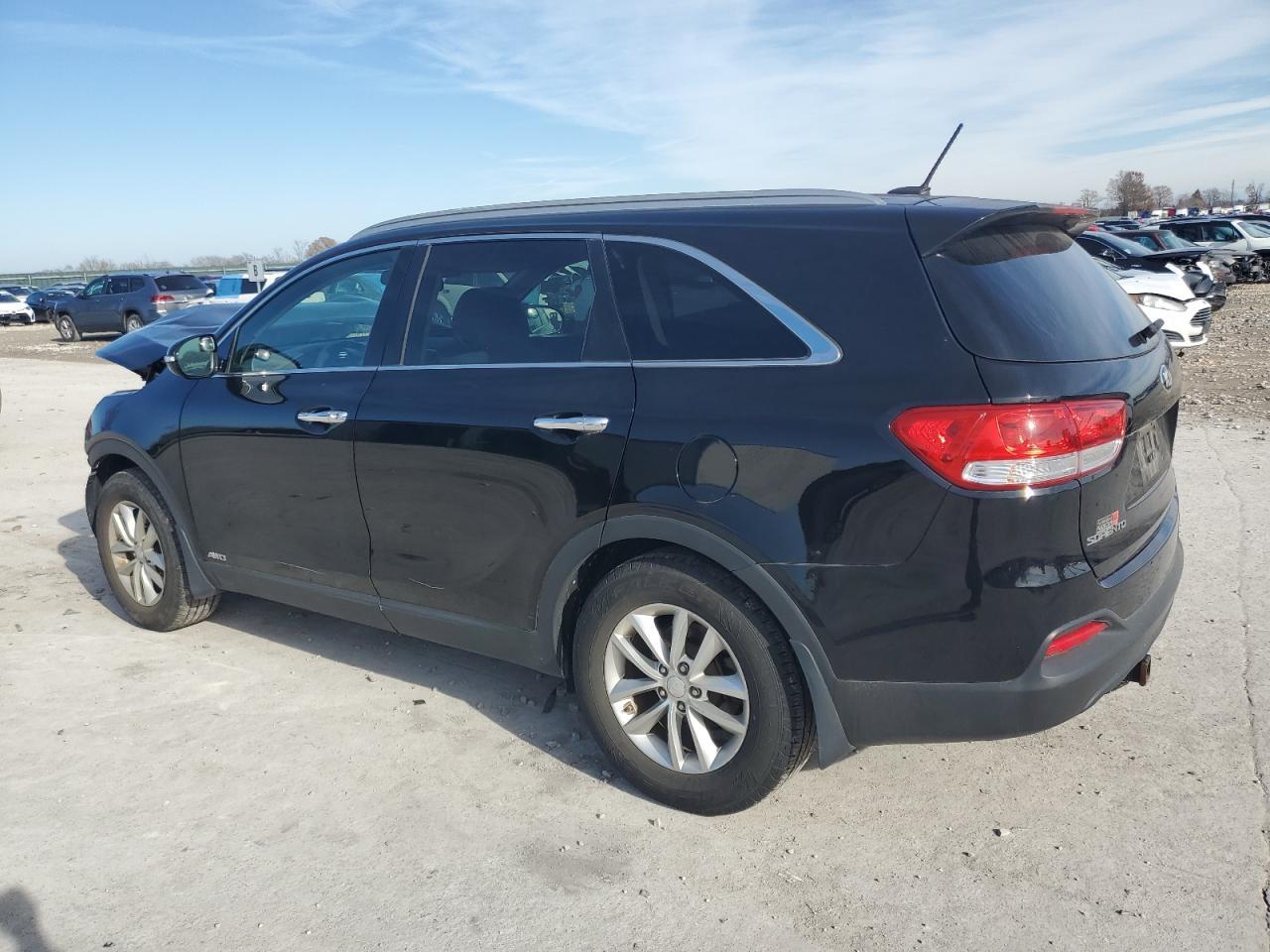 2016 Kia Sorento Lx - Image 2