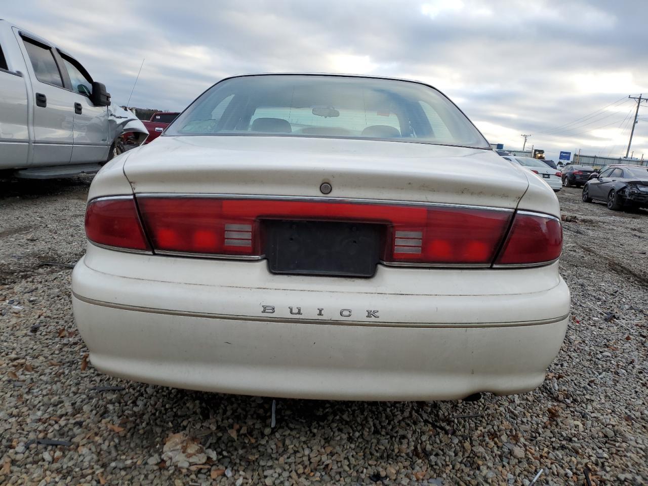 2001 Buick Century - Фото 6