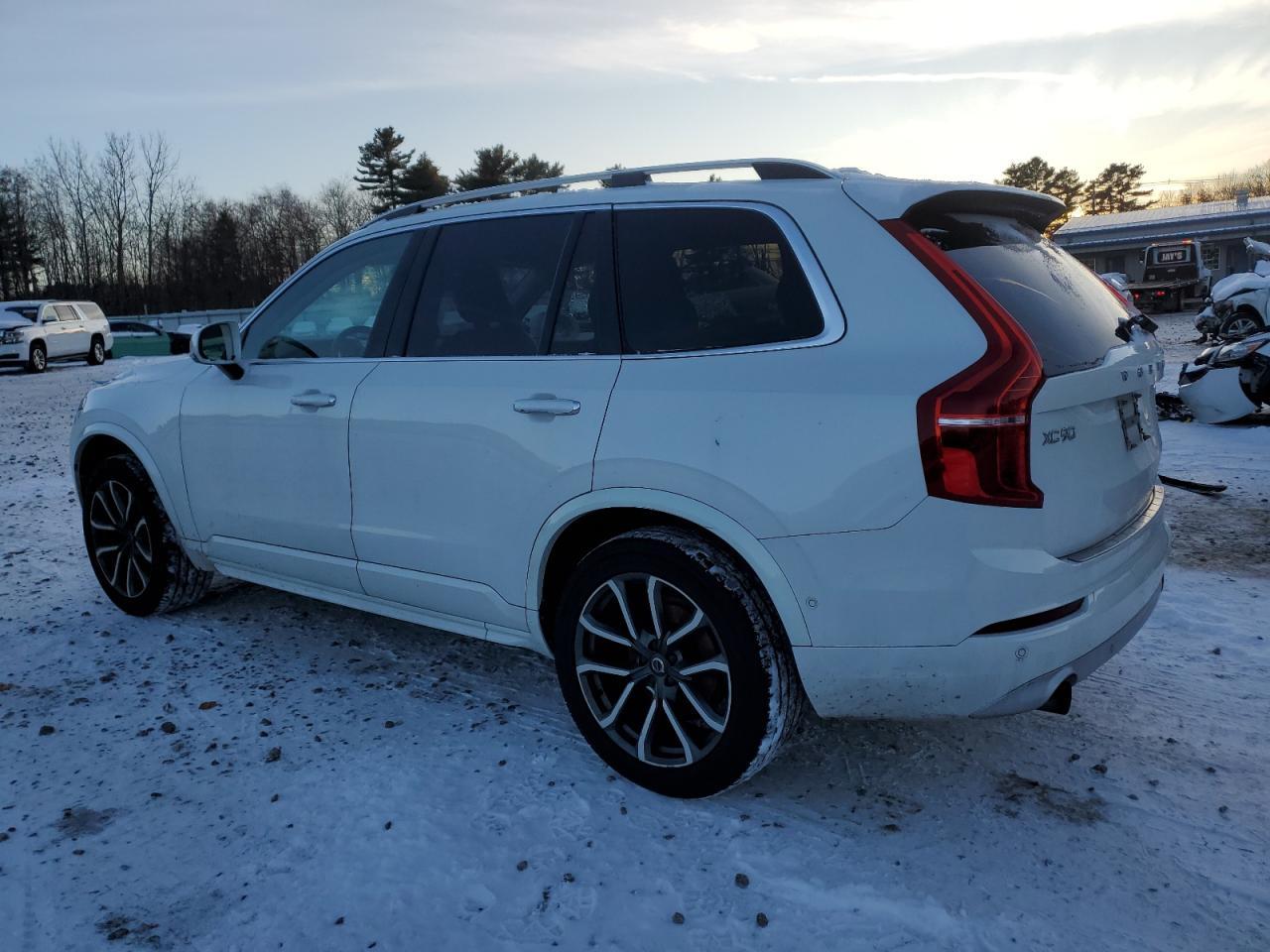 2018 Volvo Xc90 T5 - Фото 2
