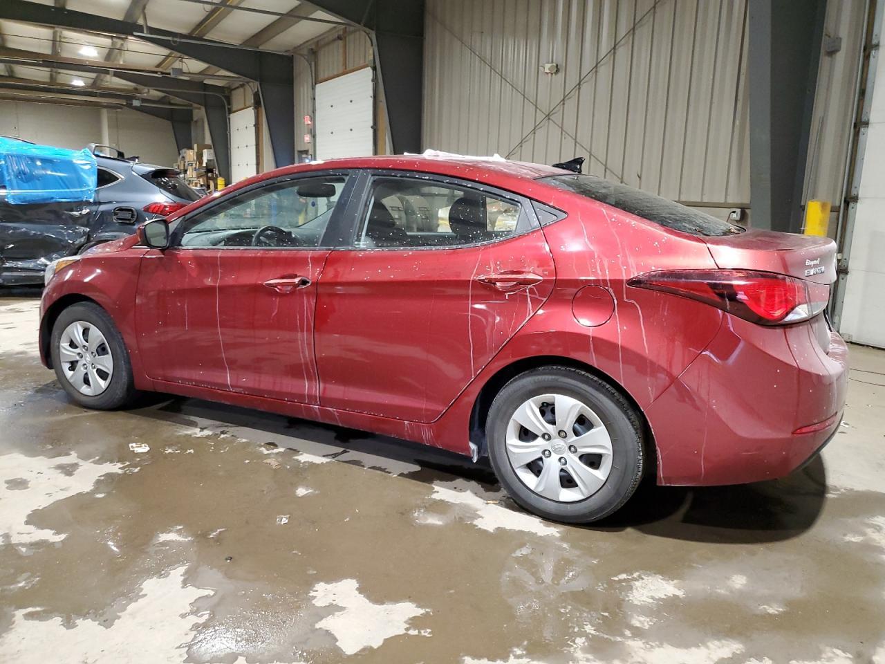 2016 Hyundai Elantra Se - Image 2