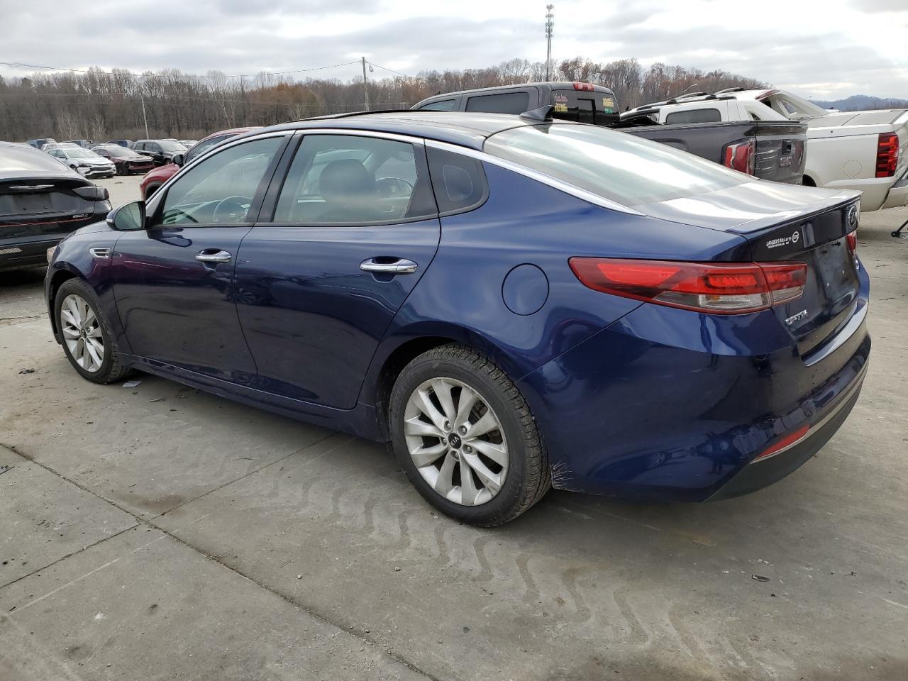 2018 Kia Optima Lx - Image 2