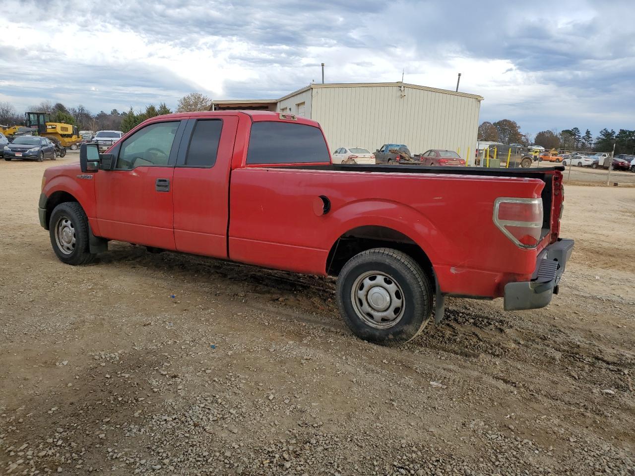 2010 Ford F150 Super Cab - Image 2