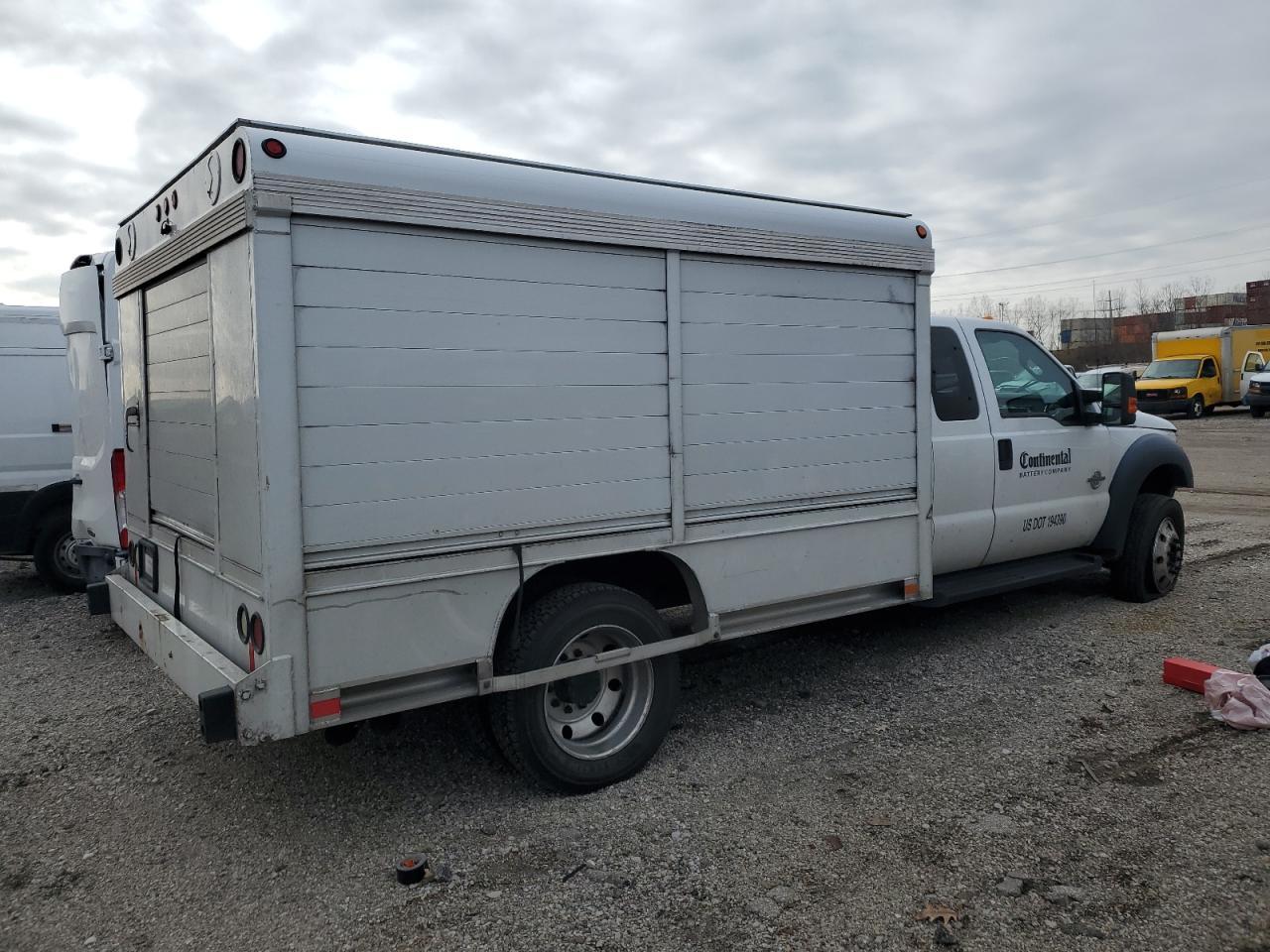 2016 Ford F550 Super Duty - Image 3