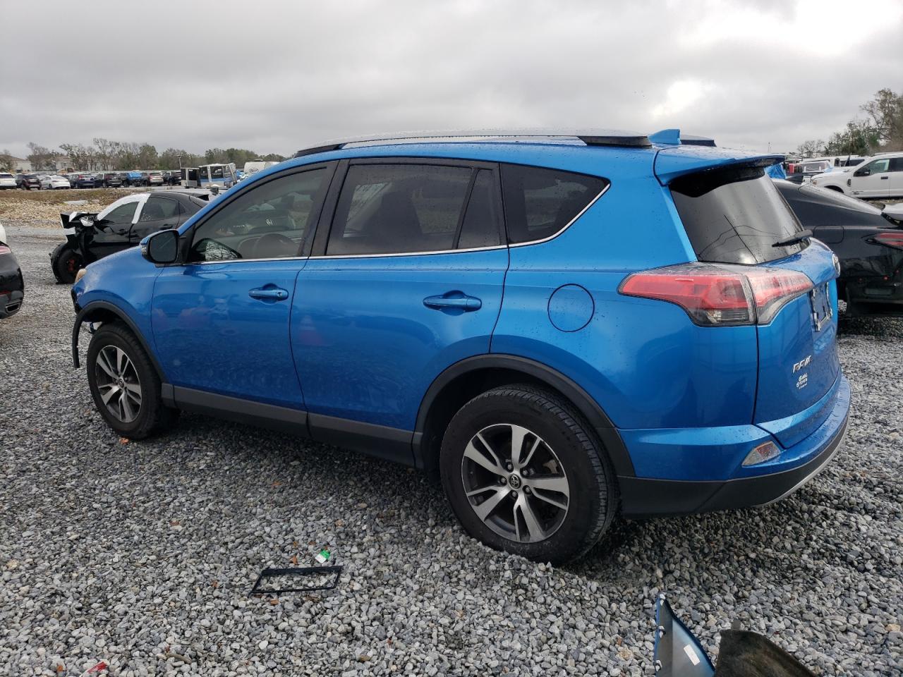 2018 Toyota Rav4 Adventure - Фото 2