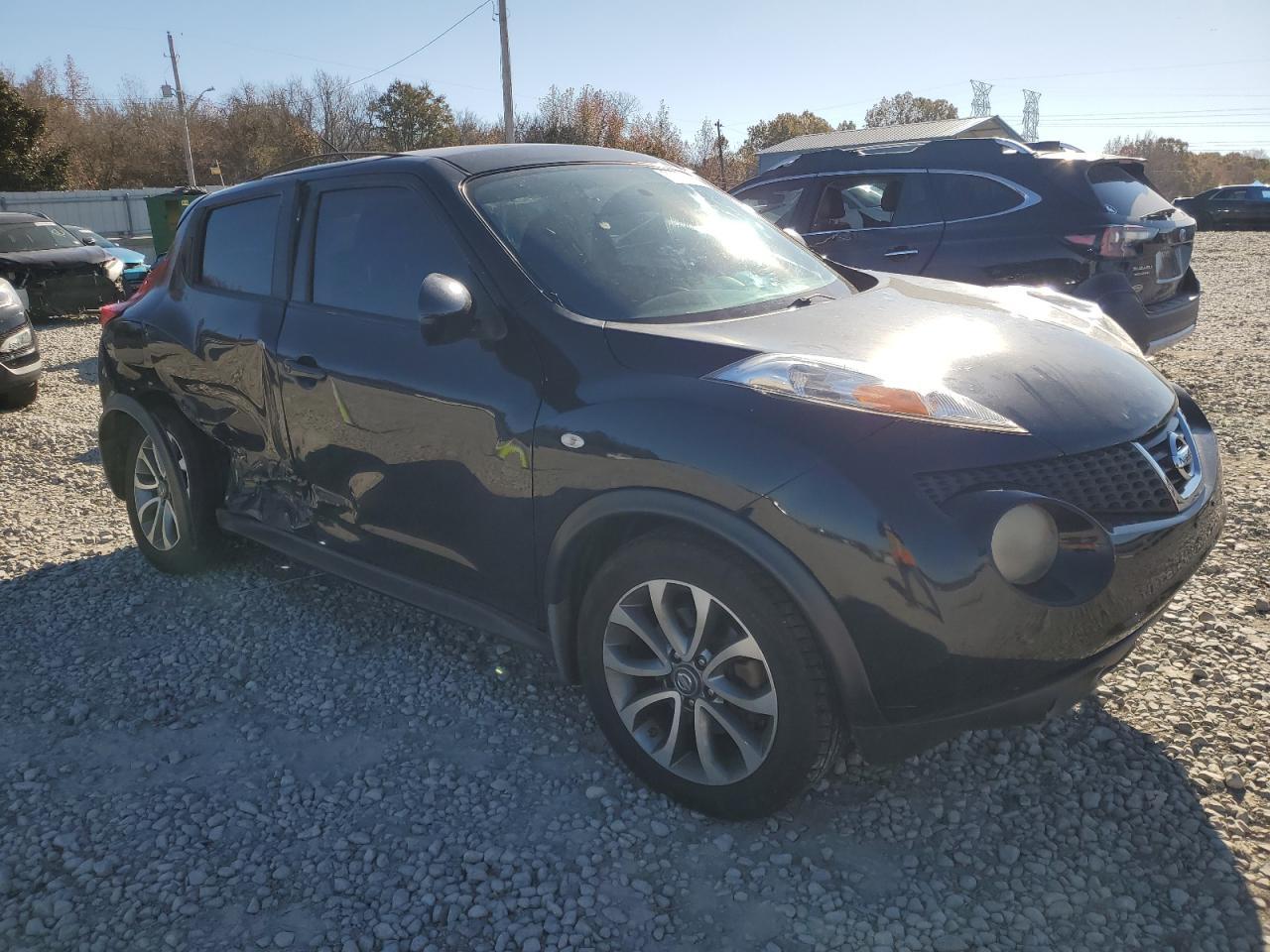 2011 Nissan Juke S - Фото 4