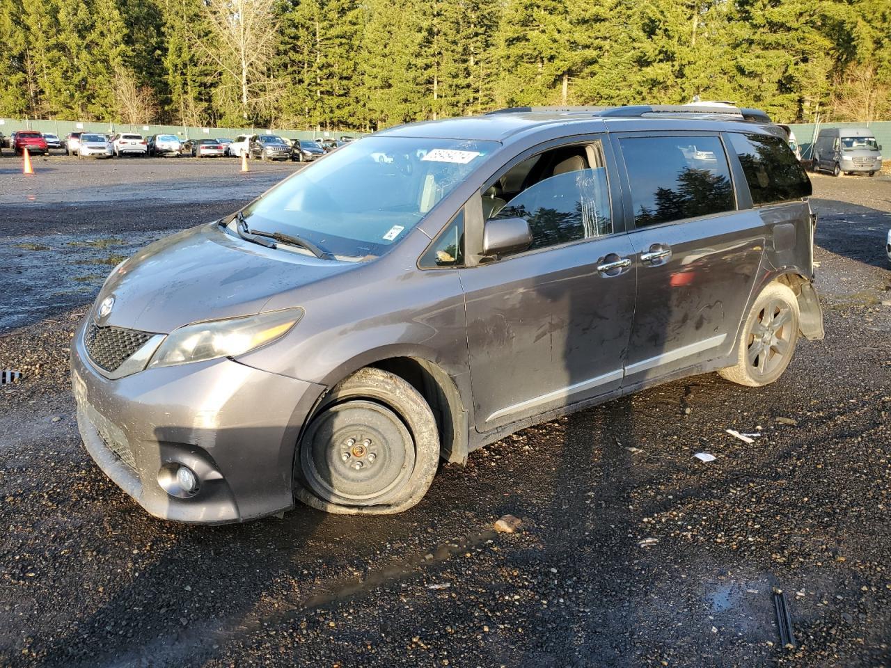 2016 Toyota Sienna Se