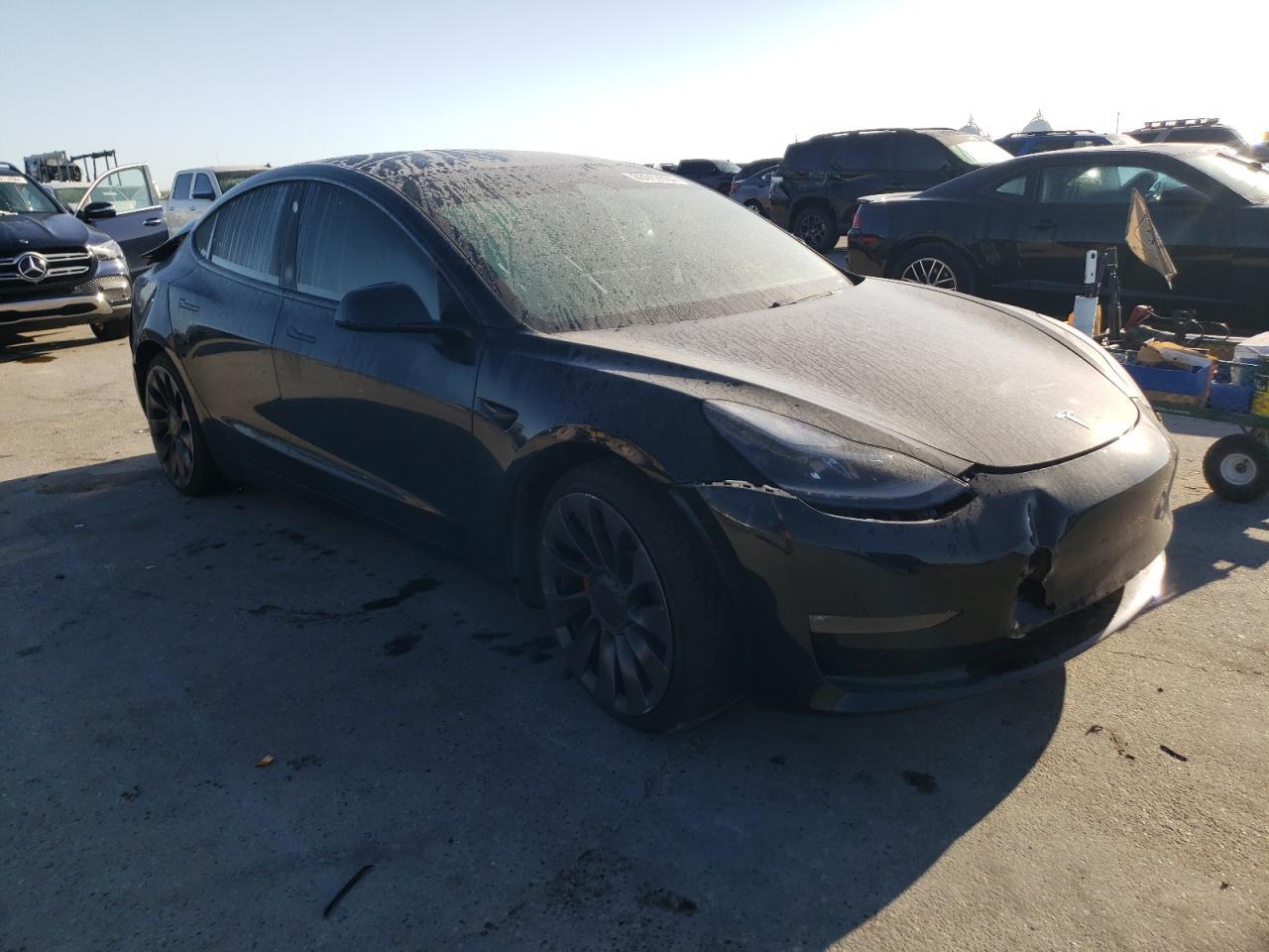 2021 Tesla Model 3 - Фото 4