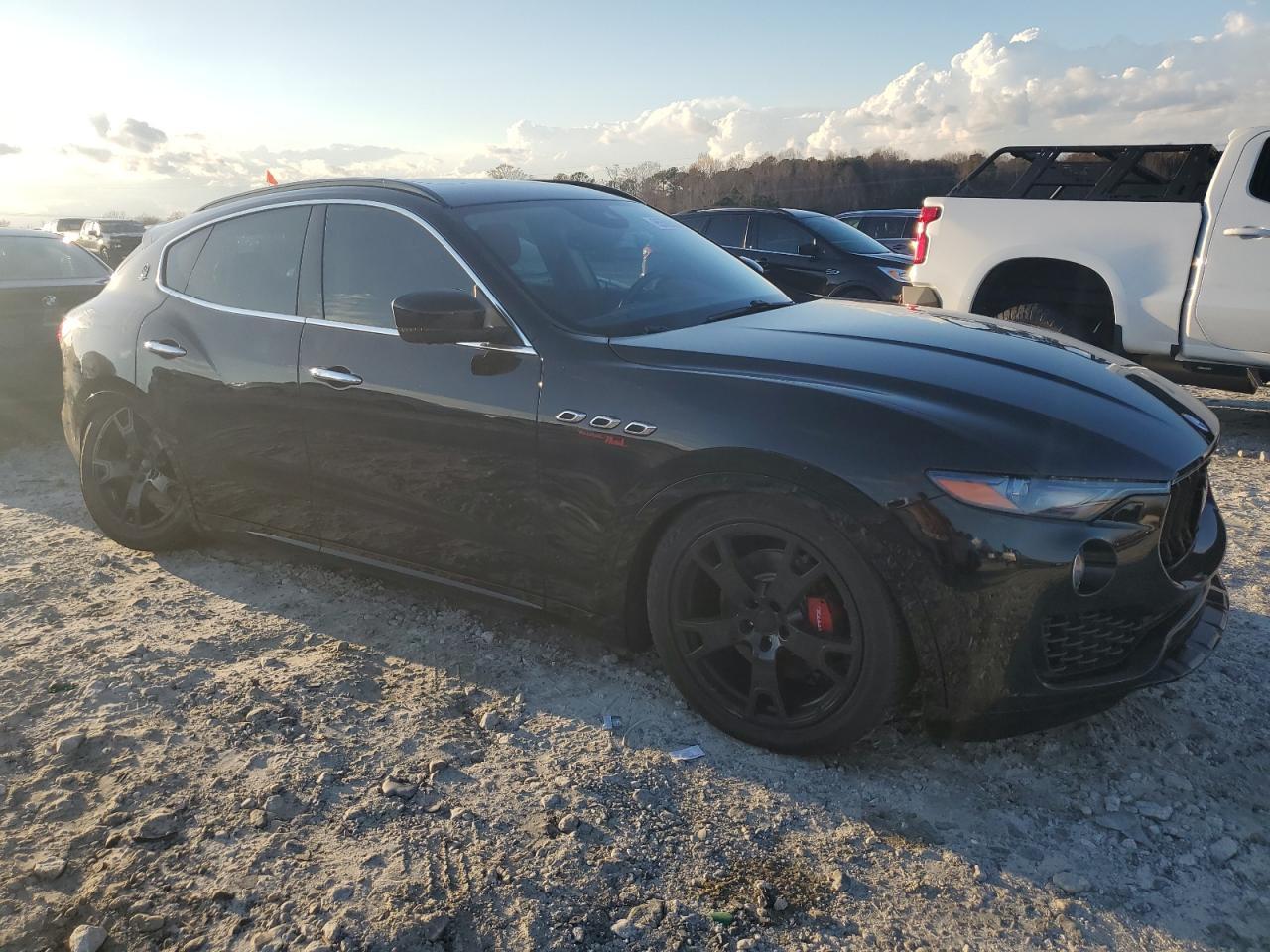 2017 Maserati Levante Sport - Image 4