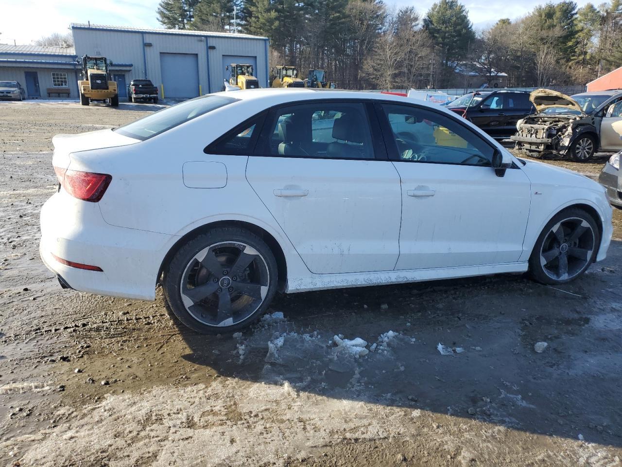 2016 Audi A3 Premium - Фото 3