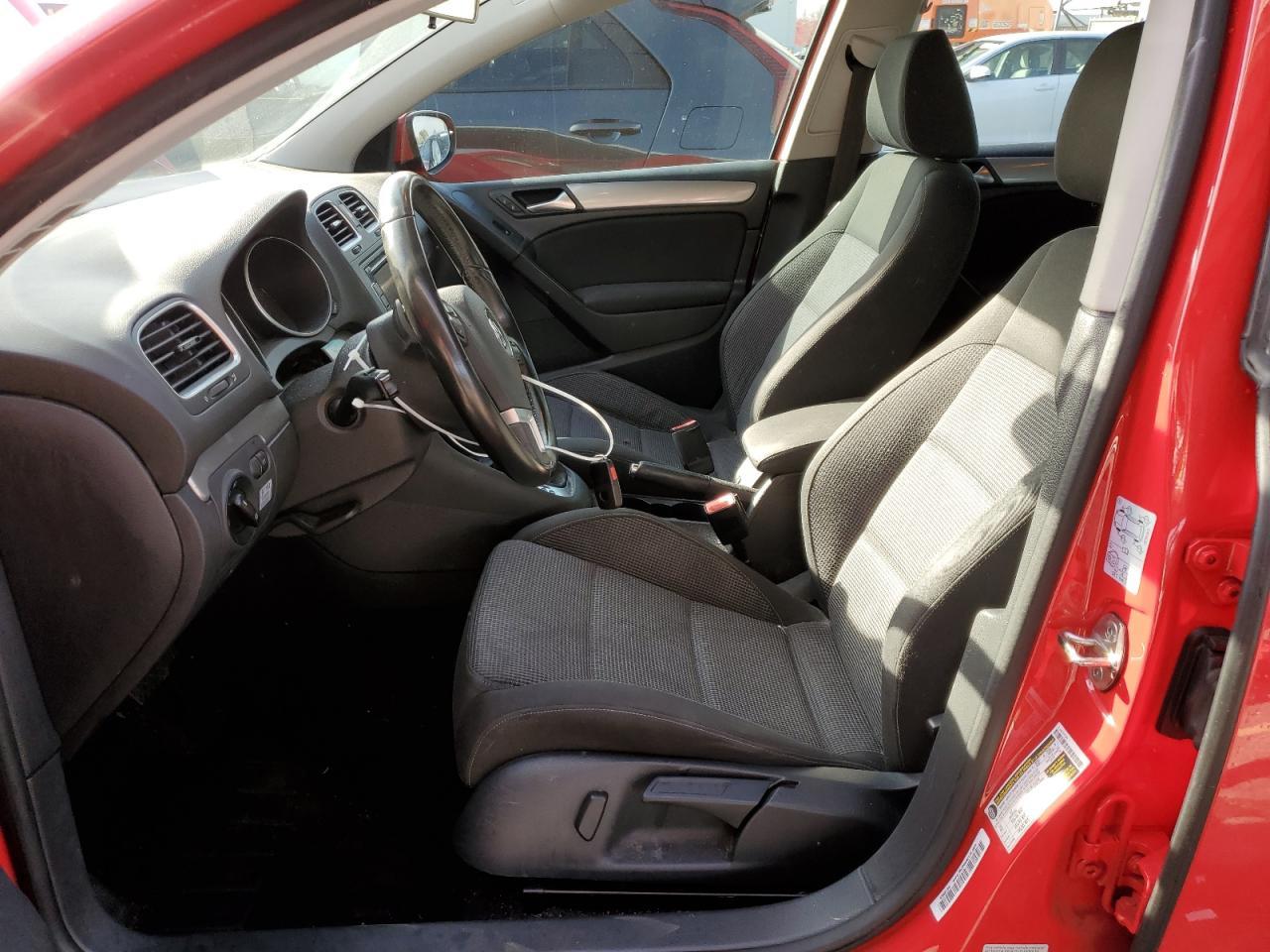 2013 Volkswagen Golf - Image 7