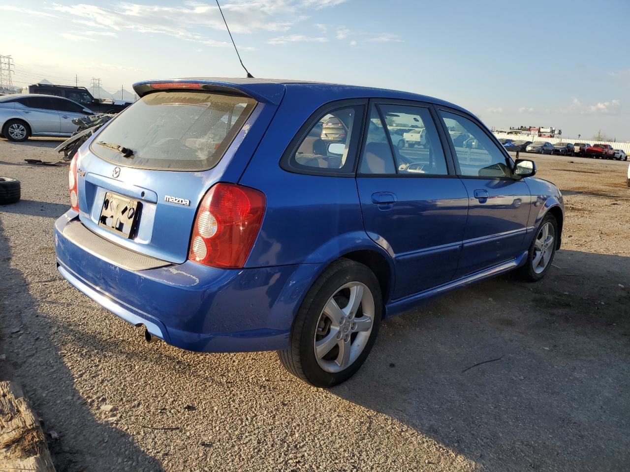 2003 Mazda Protege Pr5 - Фото 3