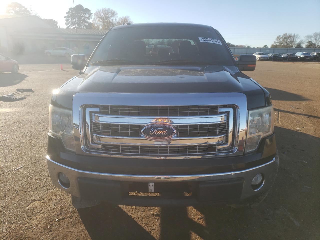 2013 Ford F150 - Image 5