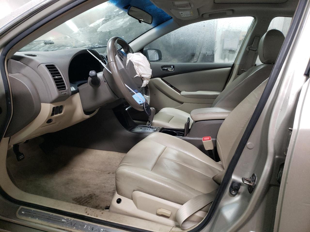 2010 Nissan Altima 2.5 - Image 7