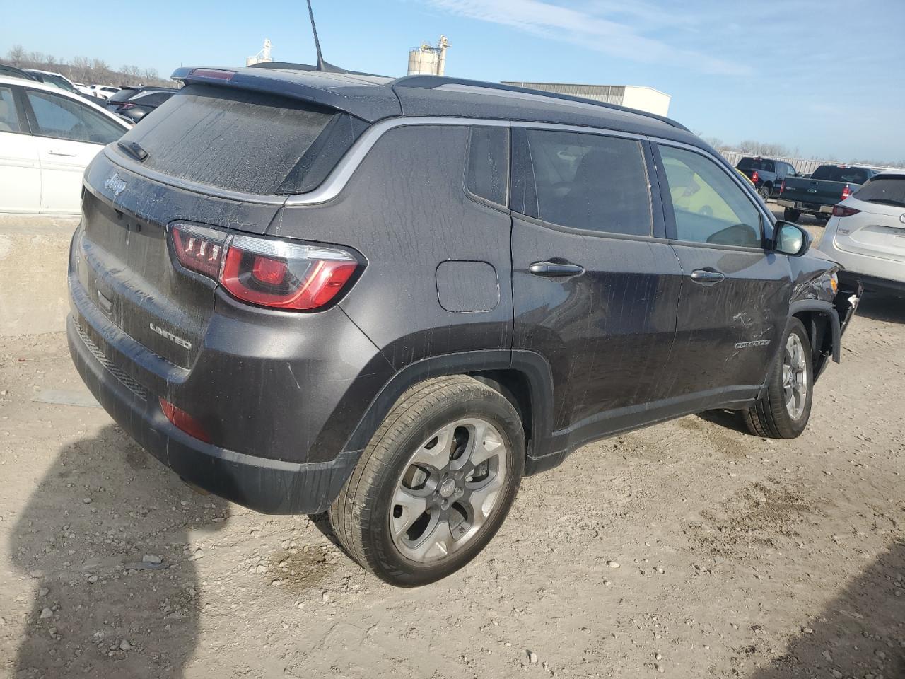 2019 Jeep Compass Limited - Image 3