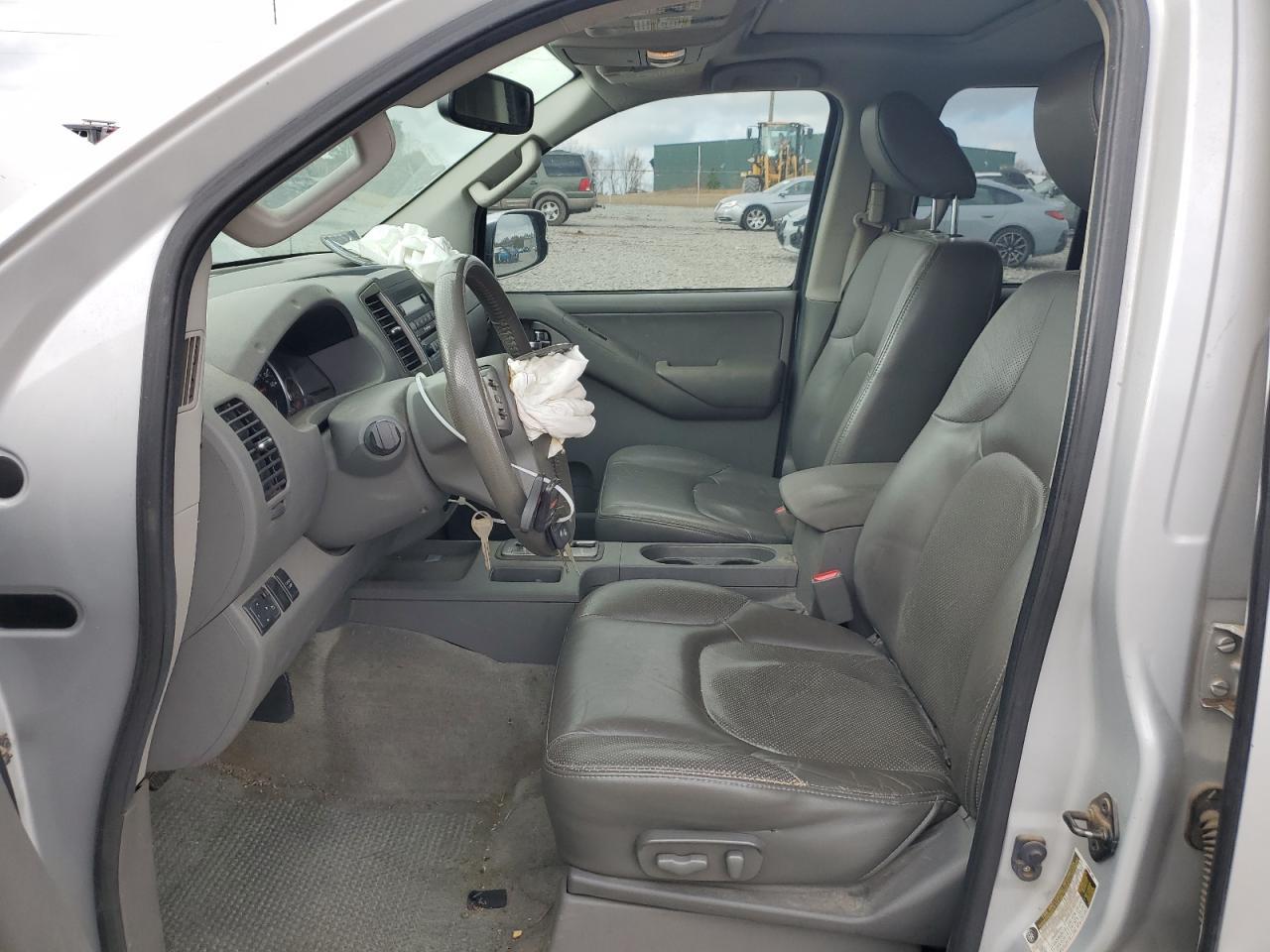 2012 Nissan Frontier S - Image 7