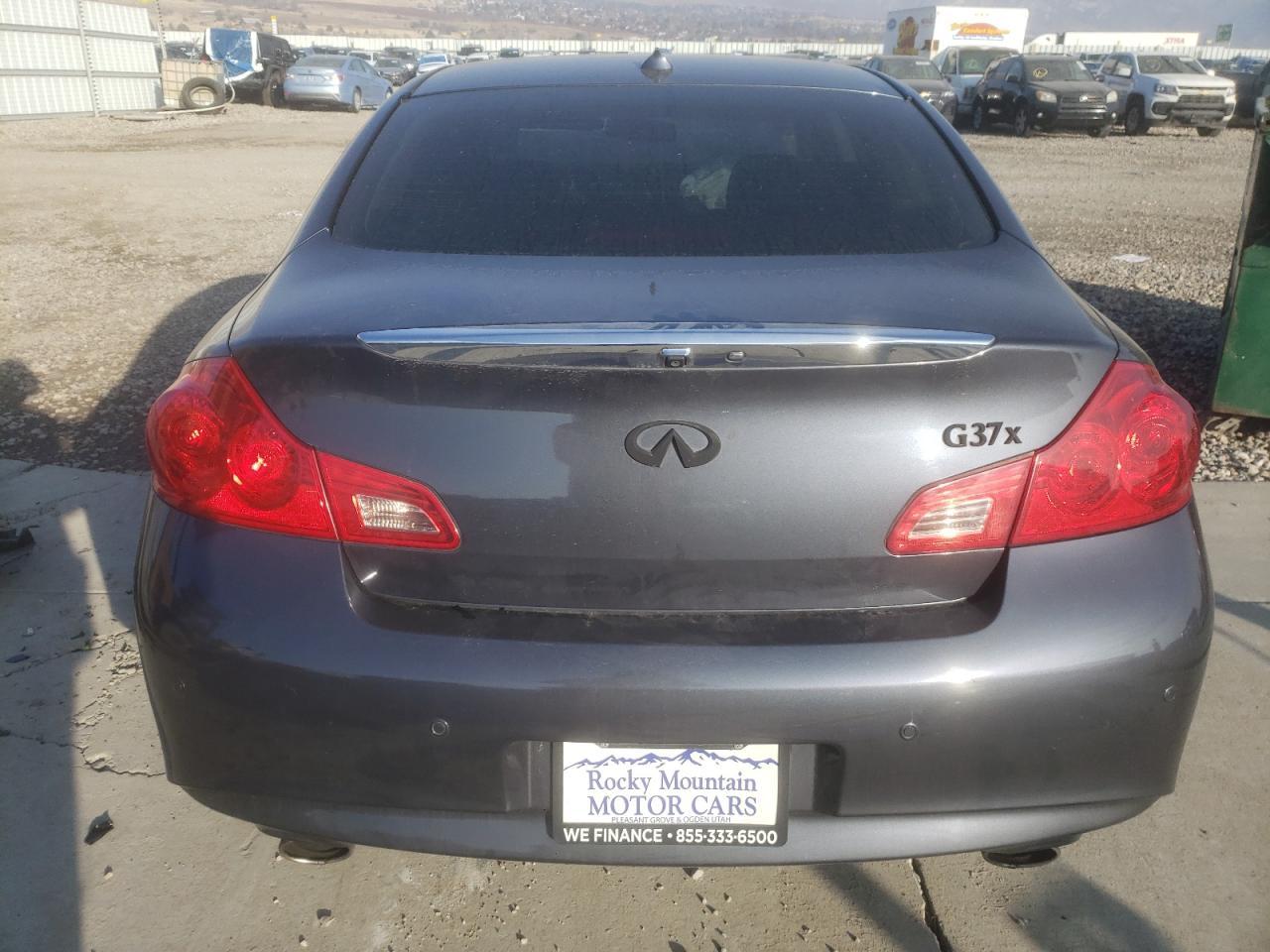 2013 Infiniti G37 - Image 6