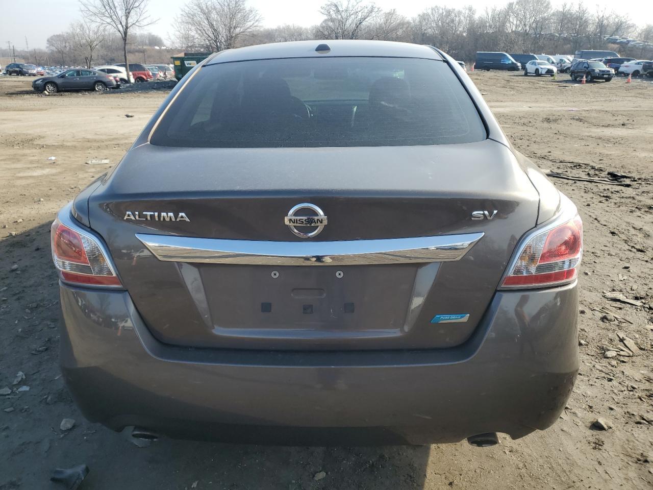 2014 Nissan Altima 2.5 - Image 6