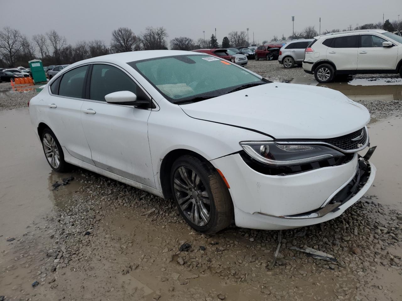 2015 Chrysler 200 Limited - Image 4
