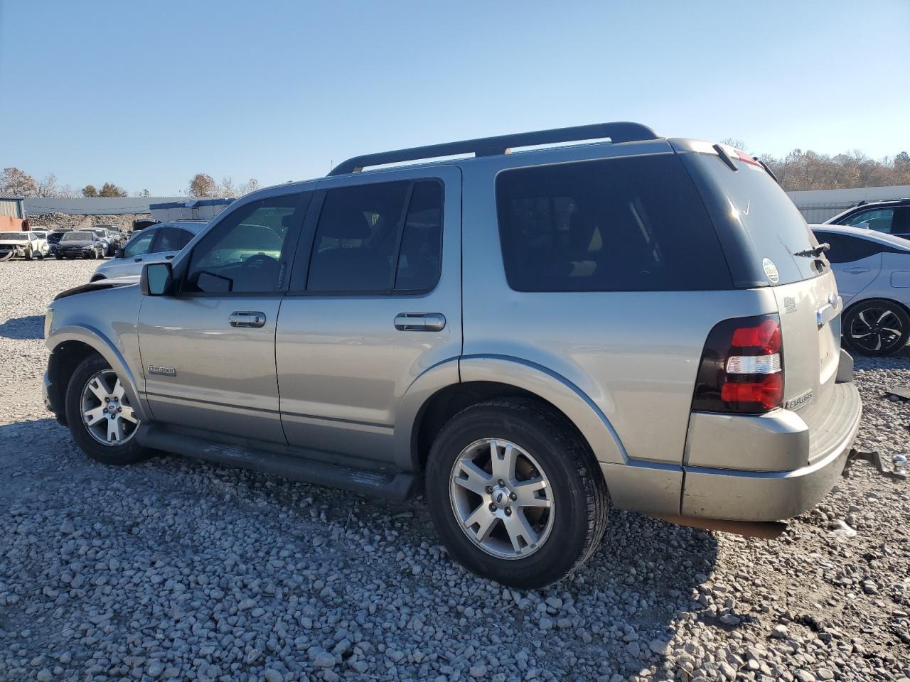 2008 Ford Explorer Xlt - Image 2
