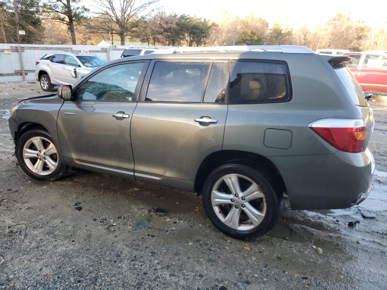 2010 Toyota Highlander Limited - Фото 2