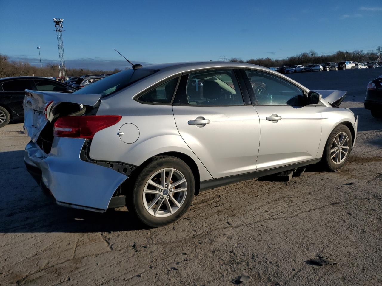 2017 Ford Focus Se - Фото 3