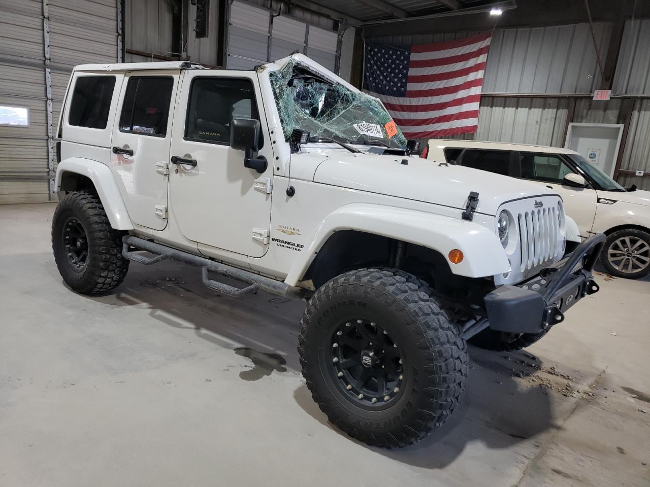 2014 Jeep Wrangler Unlimited Sahara - Фото 4