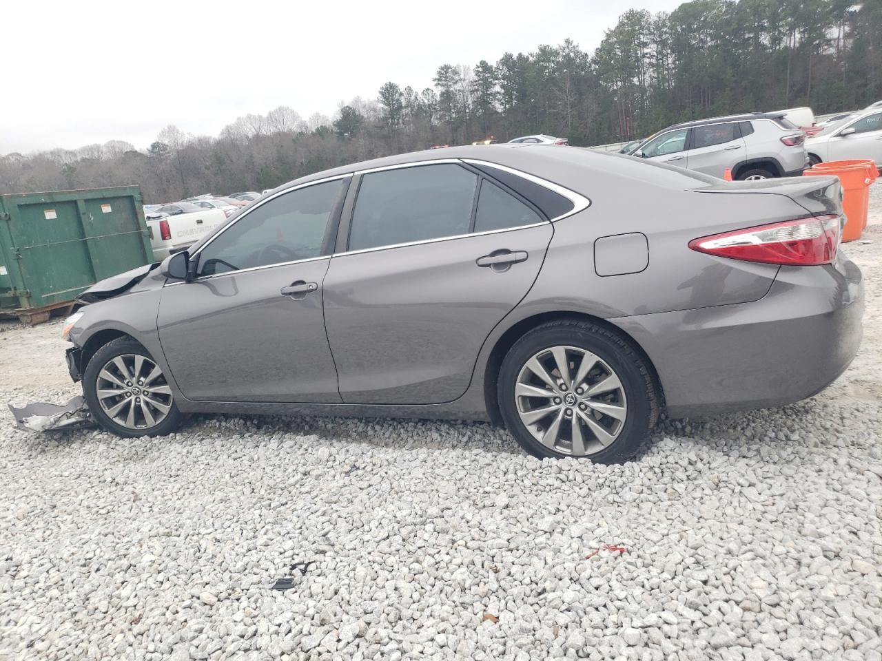 2017 Toyota Camry Le - Image 2