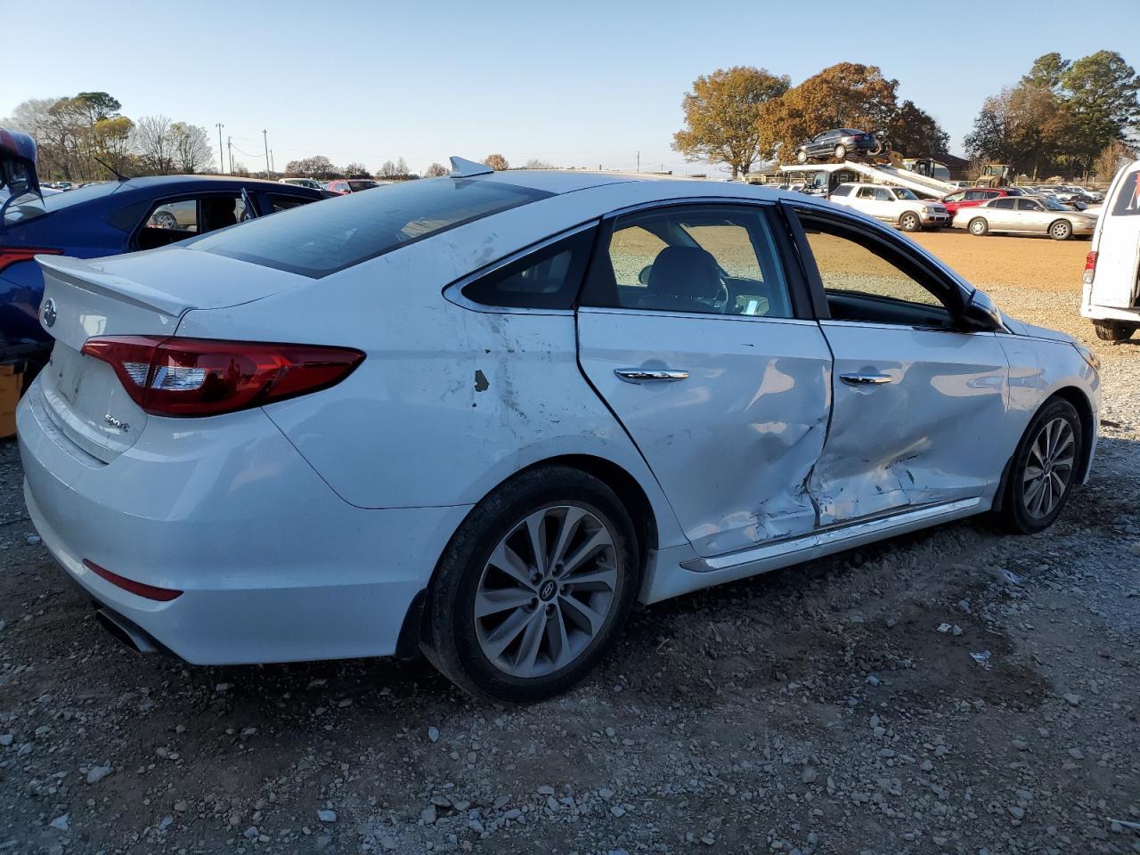 2016 Hyundai Sonata Sport Sport - Image 3