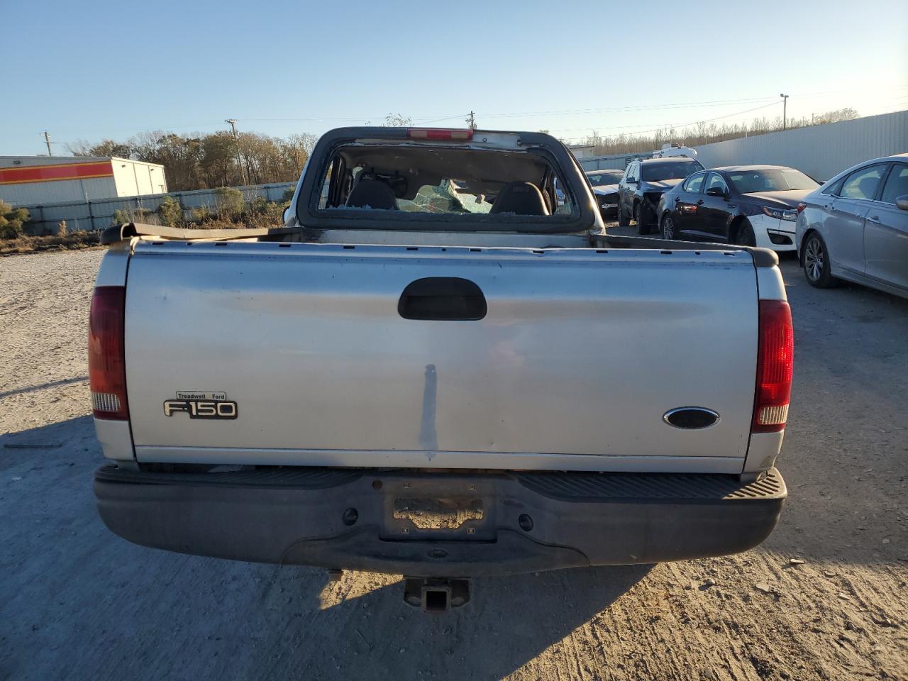 2003 Ford F150 - Image 6