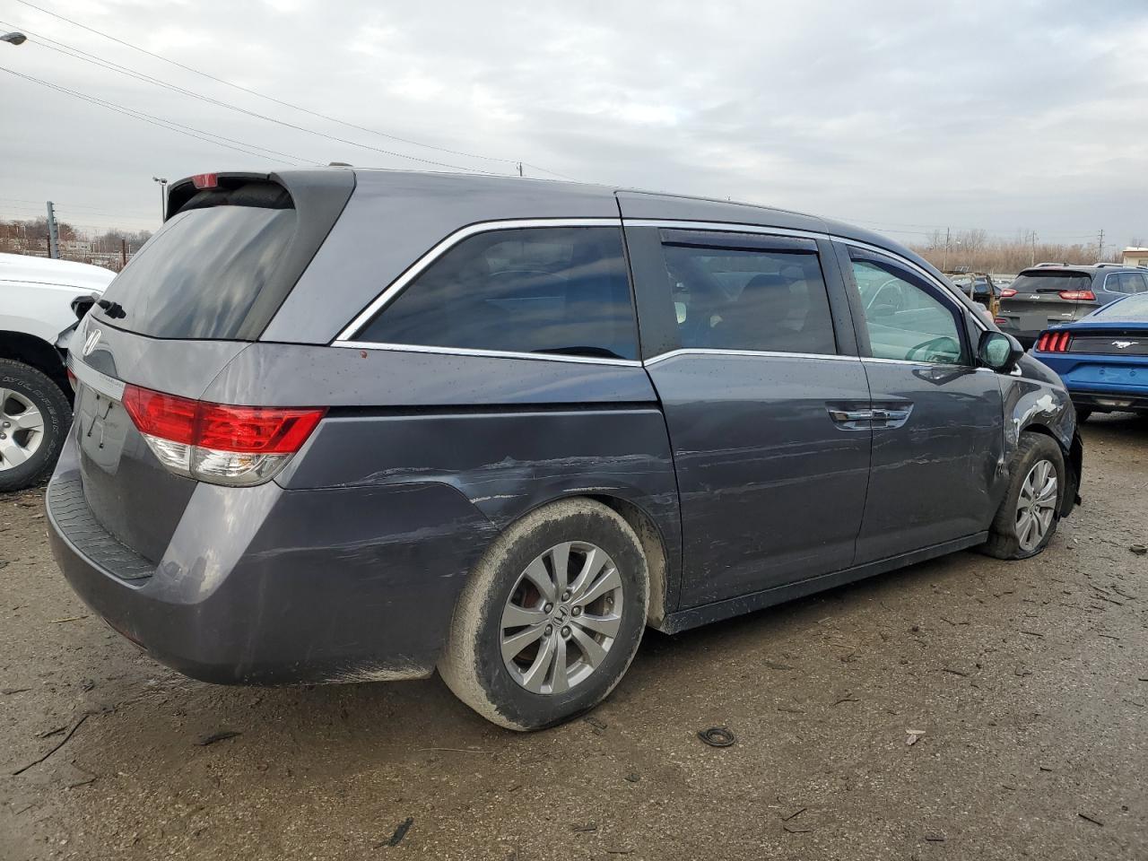 2016 Honda Odyssey Exl - Фото 3