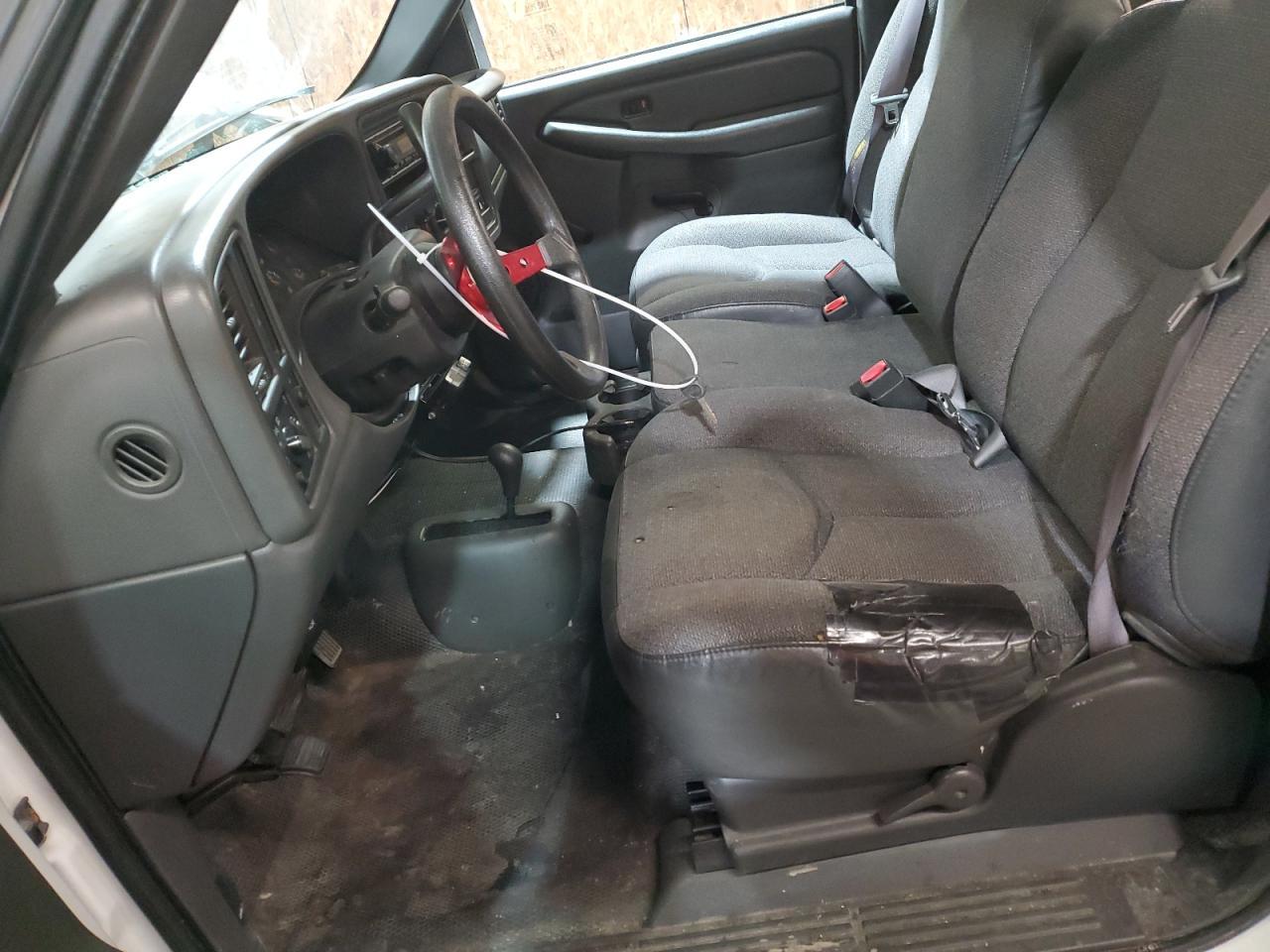 2004 GMC New Sierra K1500 - Фото 7