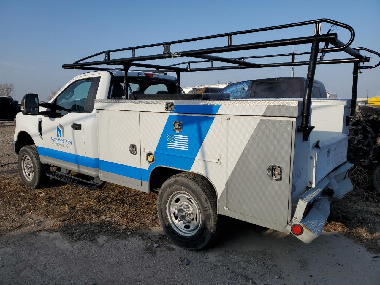 2022 Ford F250 Super Duty - Image 2