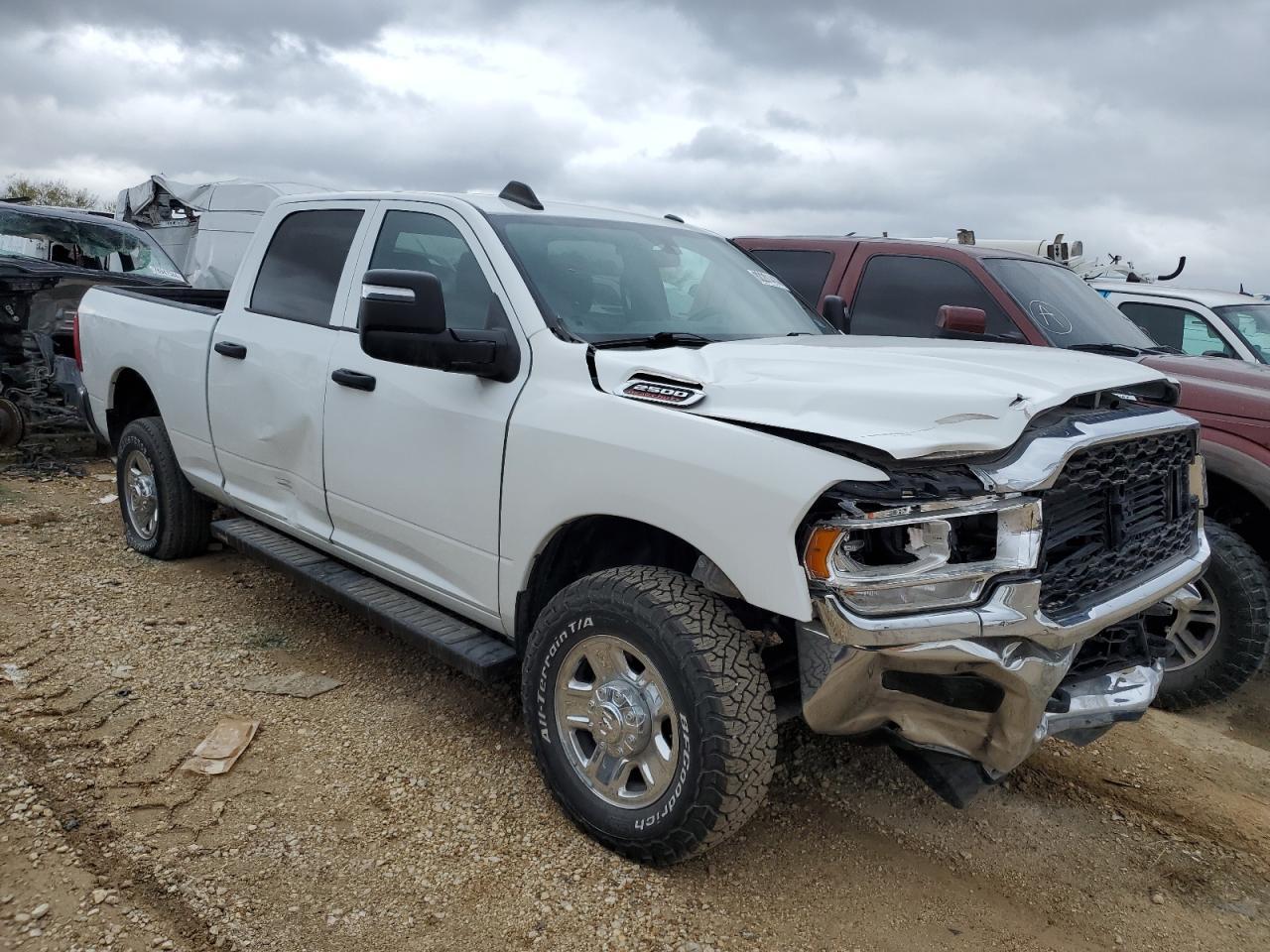 2023 Ram 2500 Tradesman - Фото 4