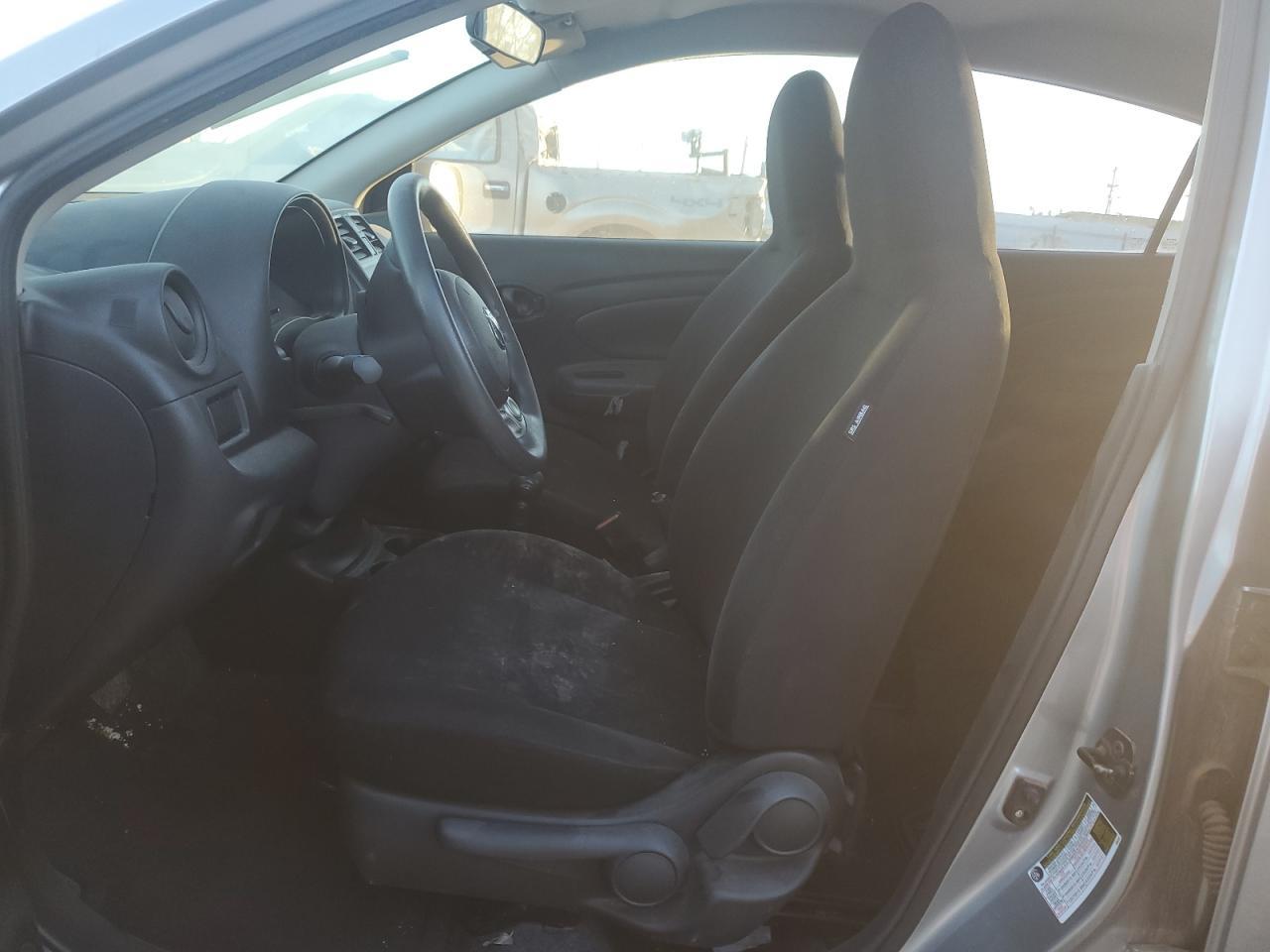 2013 Nissan Versa S - Фото 7