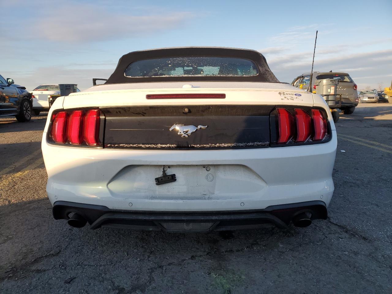 2020 Ford Mustang - Фото 6