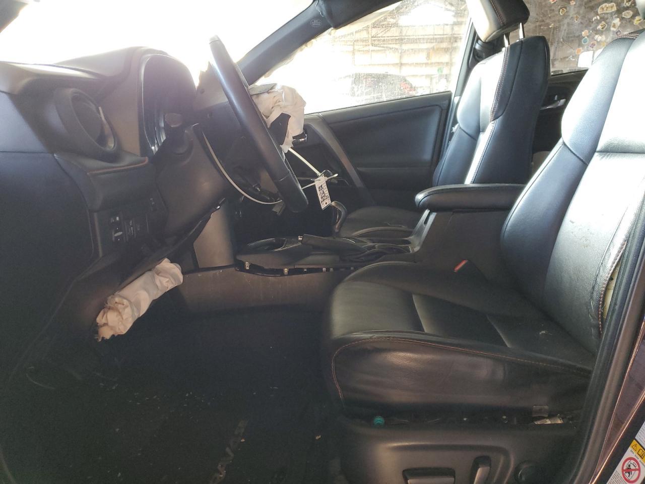 2018 Toyota Rav4 Se - Image 7