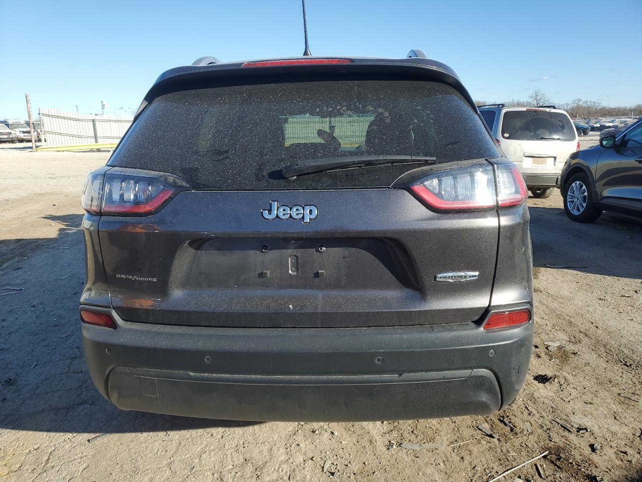 2020 Jeep Cherokee Latitude Plus - Фото 6